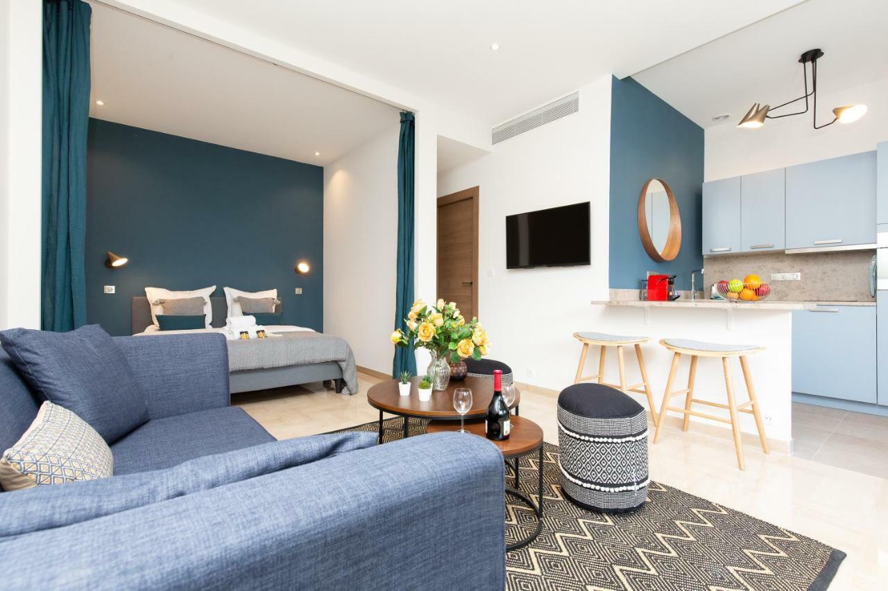 Apartment Gray D'albion Yourhosthelper *