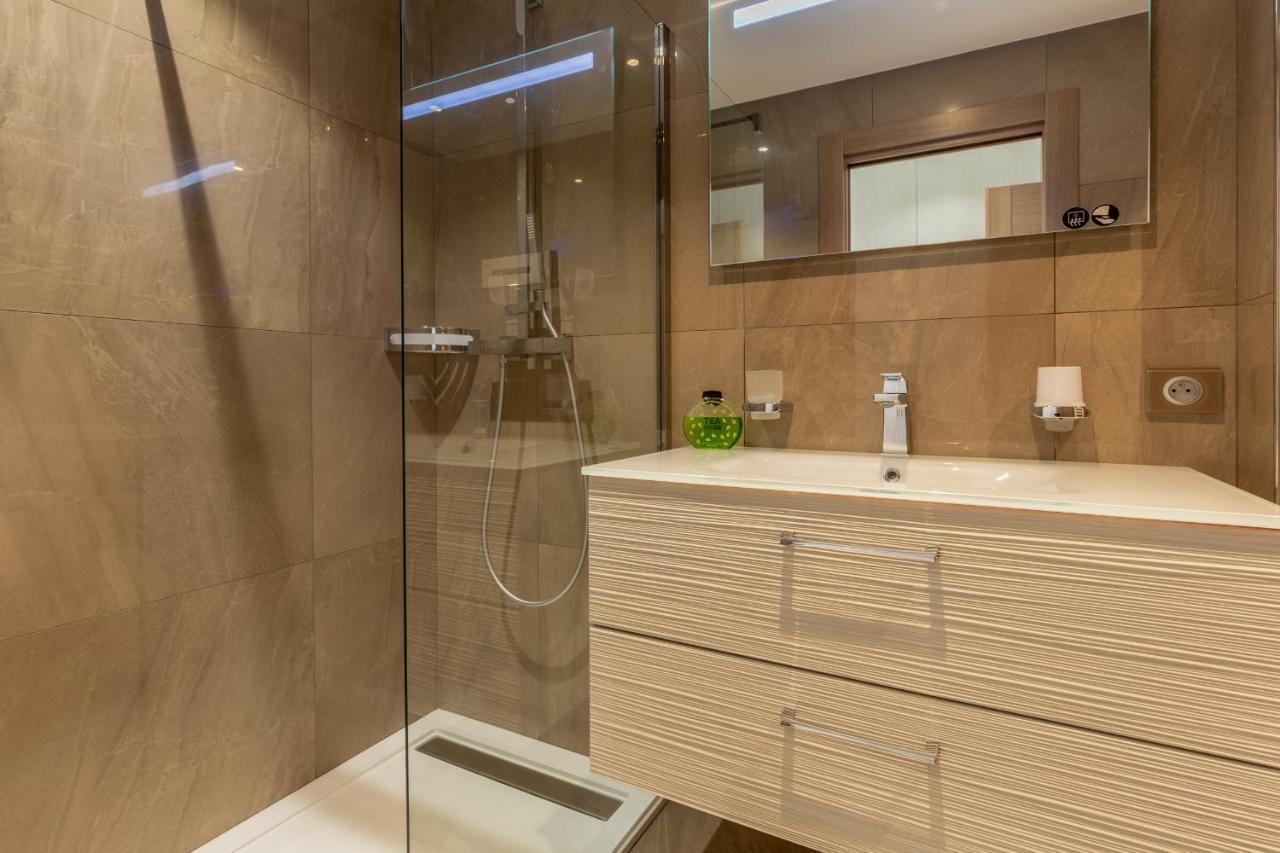 Palais Miramar 65 Bd De La Croisette Apartment