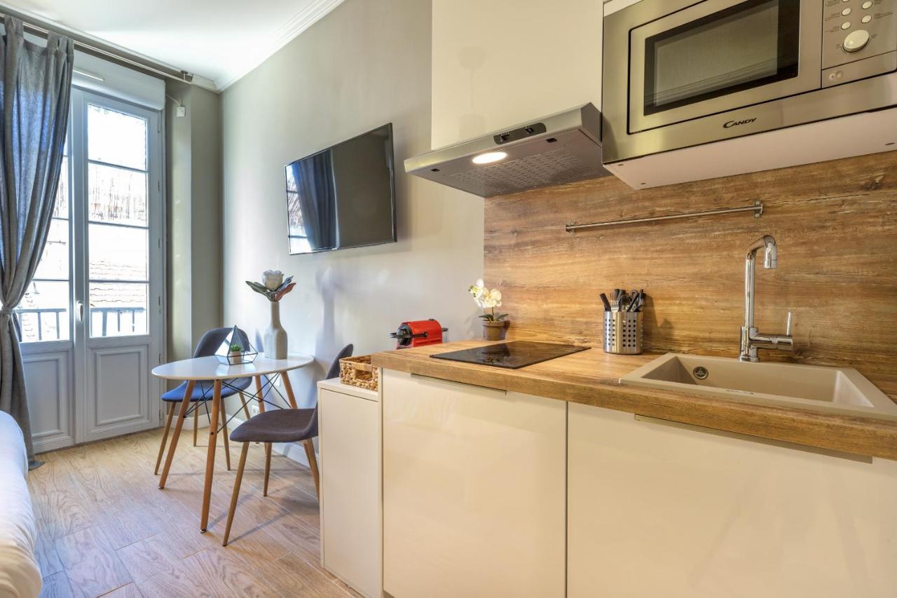 Agences Des Residences - Rue Commandant Andre * Cannes