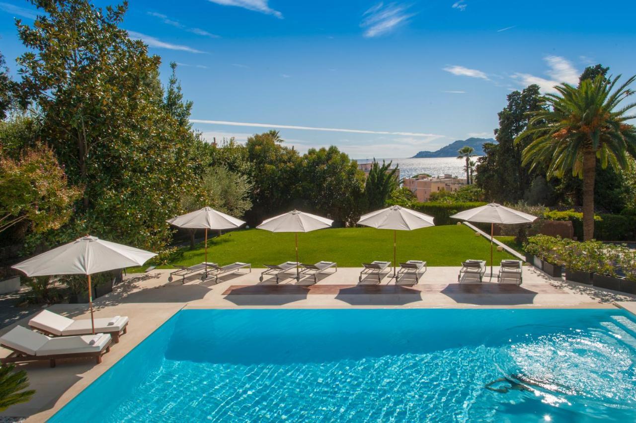 Chateau De La Tour Hotel 4*