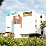 Hotel Les Tourrades