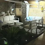 Le Calme au Centre Ville à 10 minutes à pied de la Croisette et des plages
