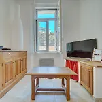Immogroom - Cosy Apartment - Quiet Place - Provencal Style