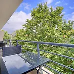 Immogroom - Central - Ac - Terrace - Near Shops