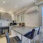 Immogroom - Cozy - Cannes Center - Ac In Living Room - Close To The Sea