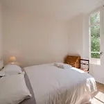 les néfliers