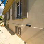 les néfliers