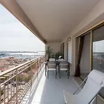 Appartement F3 Vue Mer Et Croisette