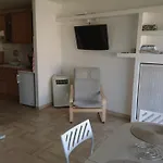 Beau studio refait à neuf Cannes