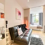 Beautiful Modern Apartment In The Heart Of Cannes
