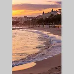 Cannes Centre Hoche, Palais Croisette Plages
