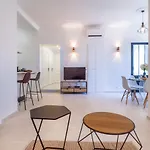 Grand appartement 4 pièces centre de Cannes