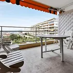 Appartement Spacieux Avec Vue Mer Proche Du Centre