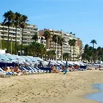 Appartement d\'une chambre a Cannes a 300 m de la plage avec vue sur la ville balcon et wifi