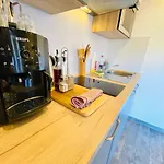 Appartement Avec Balcon Au Coeur Du Suquet