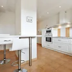 Appartement Spacieux Avec Vue Mer Proche Du Centre