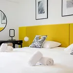 Guestready - Wonderful Apt With Parking Access!