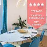 Modern 2-Br Apartment In The Heart Of Cannes