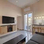 Immogroom- Sublime Studio With Terrace- Close Shopsbar