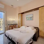 Immogroom- Sublime Studio With Terrace- Close Shopsbar
