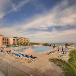 Immogroom - 2 Rooms - Renovated - Pool - Air Conditioning - Parking -