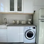 Beautiful Apartment 2Mn Walking Distance From La Croisette And The Beach