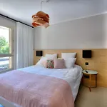 Luxury Flat With Balcony - City Center Cannes
