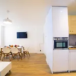 Guestready - Luminous And Renovated Apartment In The City Center Of Cannes