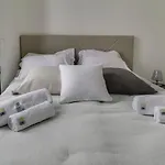 Immogroom- Modern - Elegant - Close To The Beach -Ac