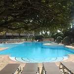 Cannes, Formidable T2 Avec Piscine A 2 Min De La Mer