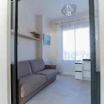 3-Br Apartment Sea View By The Beaches