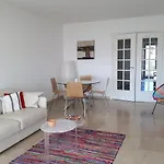 Apartment In A Residence With Swimming Pool Wifi
