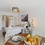 Majestic Apartment