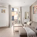 Appartement 2P Centre De Cannes Avec Balcon