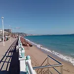 2 Pieces Refait A Neuf Cannes La Bocca