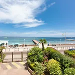Apartment Seaside