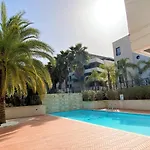 2 Pieces Terrasse Piscine Cannes Californie