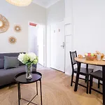 Appartement Lumineux Et Renove Centre Cannes