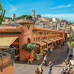 Ideal Congress And Vacation Live In Villa Parador