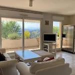 C061-Quiet Apartment With Terrace & Pool - Cannes
