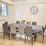 Cannes : Spacious Apartment