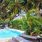 Blue Dream Cannes Guest House