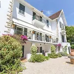 Apartment In A Beautiful Quiet Residence Parking - Benakey