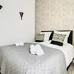 2 Bedroom Luxury Flat Cannes Center La Croisette