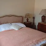 Spacious 70 M Flat With Balcony And Sea View!