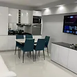 Cannes Pointe Croisette : superbe logement vue mer