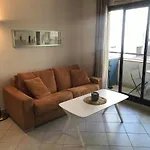 Studio W/ Balcony Ideal For Congress & Holidays