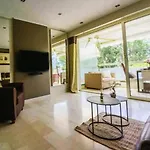 Studio Avec Terrasse Et Jardin Au Calme