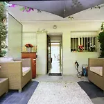 Studio Avec Terrasse Et Jardin Au Calme