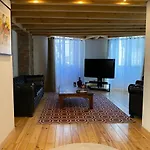 Cannes Centre Ville Appartement Atypique En Duplex 85M2